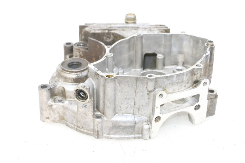 photo de CARTER IZQUIERDO YAMAHA TTR 125 (2000 - 2020) - Detalles de los puntos de fijación