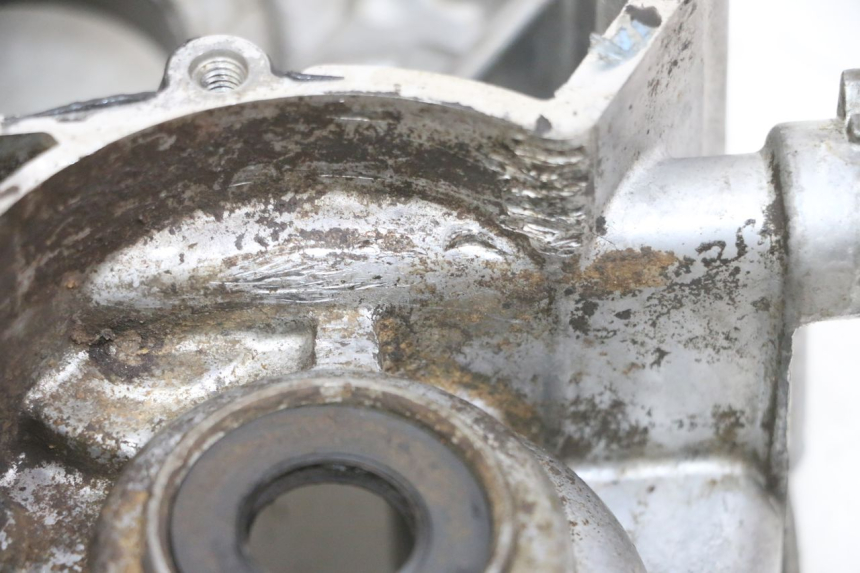 photo de CARTER IZQUIERDO YAMAHA TTR 125 (2000 - 2020) - Estado de la superficie y material