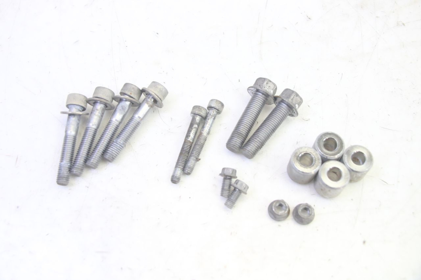 photo de CUBIERTA DEL CILINDRO YAMAHA FJR ABS 1300 (2006 - 2012) - Estado de la superficie y material