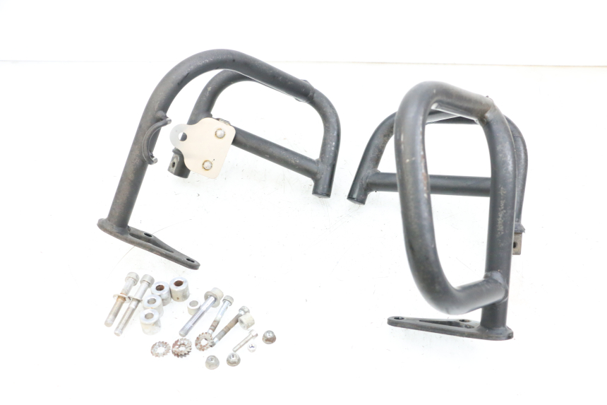 photo de CUBIERTA DEL CILINDRO YAMAHA FJR ABS 1300 (2006 - 2012) - Vista principal