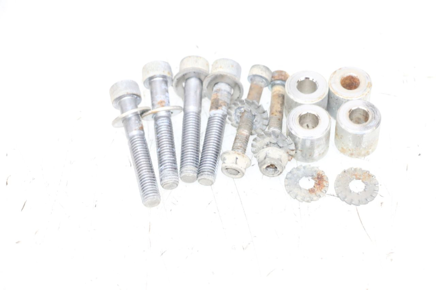 photo de CUBIERTA DEL CILINDRO YAMAHA FJR ABS 1300 (2006 - 2012) - Zoom sobre los componentes