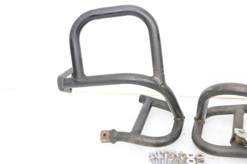 photo de CUBIERTA DEL CILINDRO YAMAHA FJR ABS 1300 (2006 - 2012) - Primer plano técnico