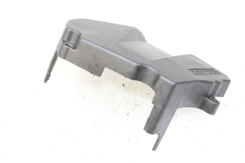photo de TAPA PINON YAMAHA FZ6 FAZER S2 600 (2007 - 2011)