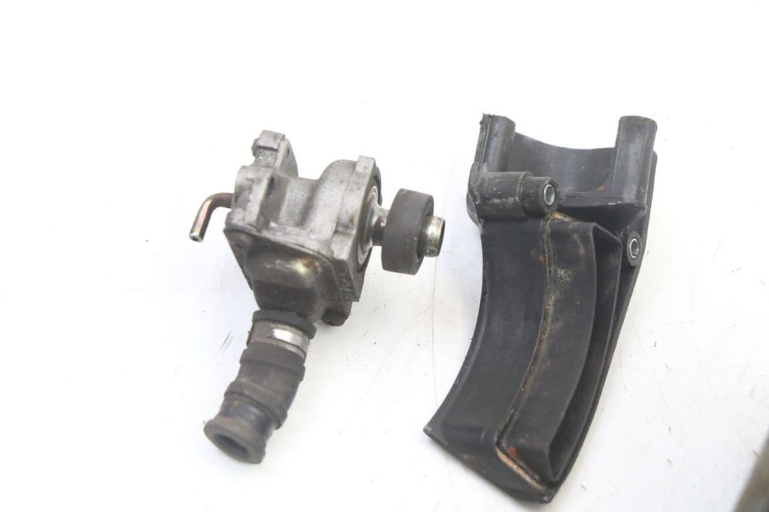 photo de TAPA BOMBA AGUA PIAGGIO X8 125 (2004 - 2007)