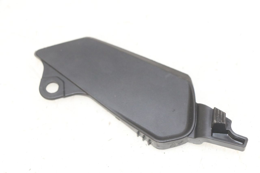photo de CUBIERTA DE TRANSMISIÓN DE RUEDA HONDA CB R 1000 (2018 - 2023)