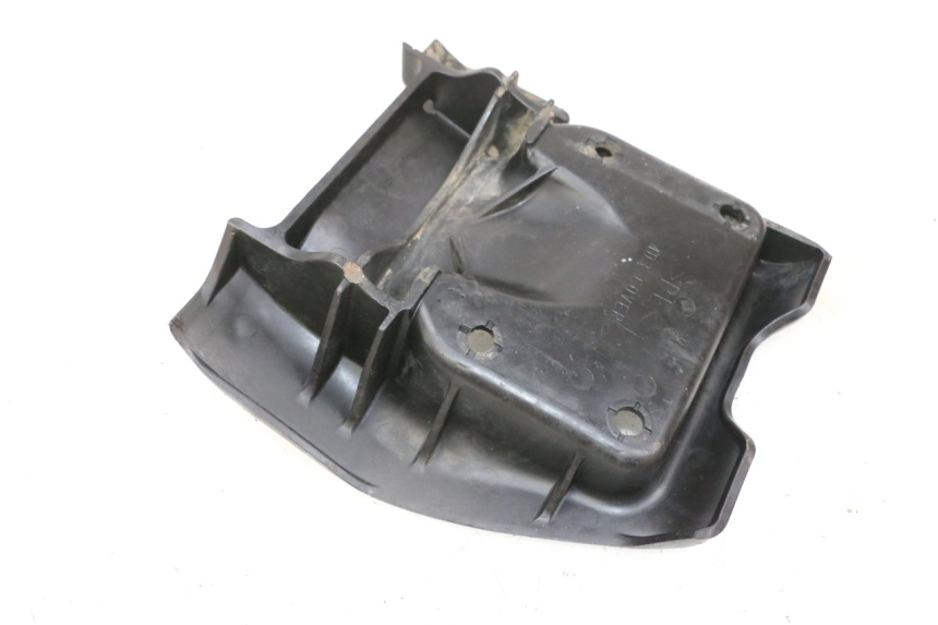 photo de TAPA ENGRANAJES YAMAHA YFM R RAPTOR 250 (2008 - 2014) - Primer plano técnico