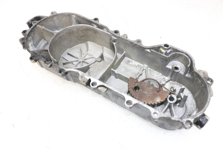 photo de TAPA VARIADOR KYMCO AGILITY CITY 4T 50 (2008 - 2016) - Detalles de los puntos de fijación