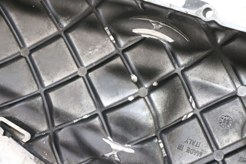 photo de CUBIERTA DEL VARIADOR MBK BOOSTER SPIRIT NAKED 50 (2004 - 2017) - Zoom estado de uso