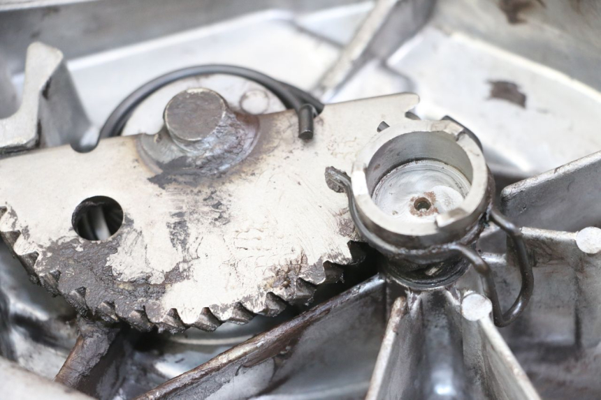 photo de CUBIERTA DEL VARIADOR PEUGEOT KISBEE 2T 50 (2010 - 2017)