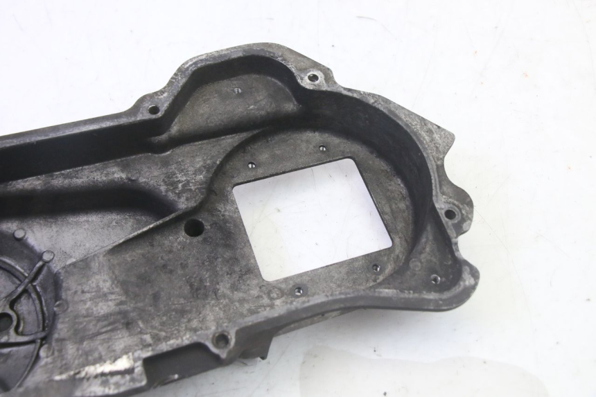 photo de TAPA VARIADOR PEUGEOT SATELIS 125 (2013 - 2018) - Detalles de los puntos de fijación