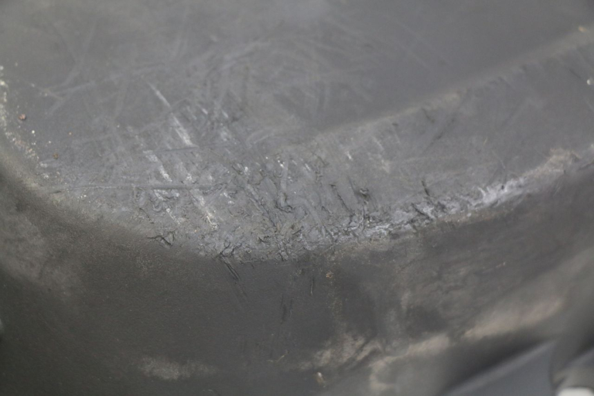 photo de CUBIERTA DEL VARIADOR SUZUKI SIXTEEN 125 (2008 - 2010)