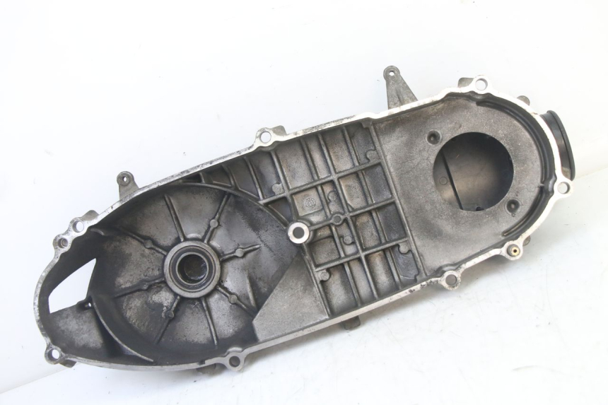 photo de CUBIERTA DEL VARIADOR YAMAHA XMAX X-MAX 125 (2006 - 2009) - Primer plano técnico