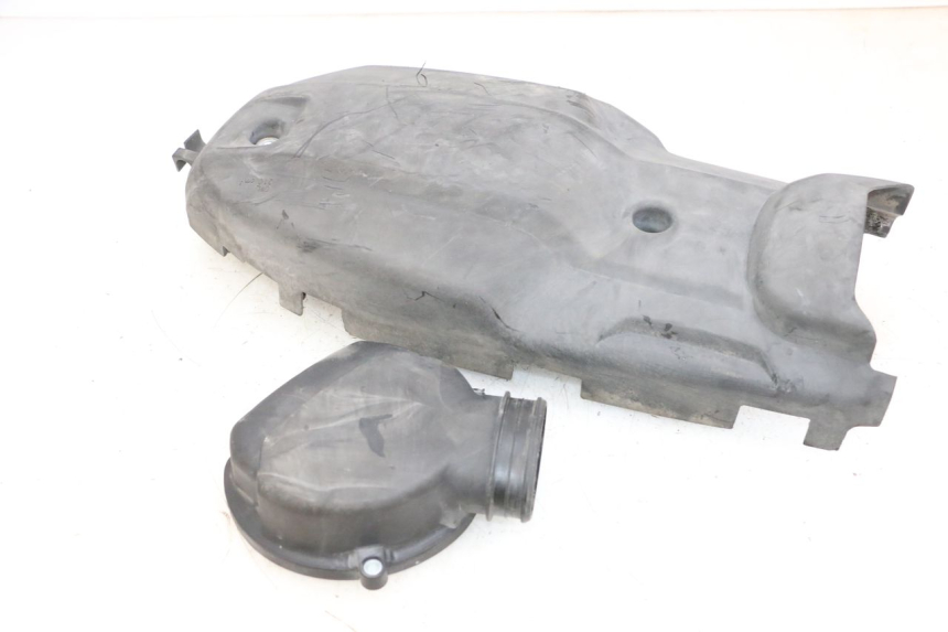 photo de CUBIERTA DEL VARIADOR YAMAHA X-MAX XMAX 125 (2010 - 2013) - Detalles de los puntos de fijación