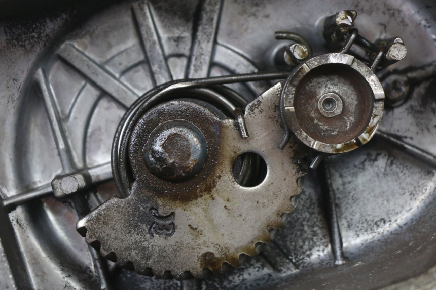 photo de TAPA VARIADOR UNIVERSAL BIKE ZN50QT-11B 50 (2018 - 2021)