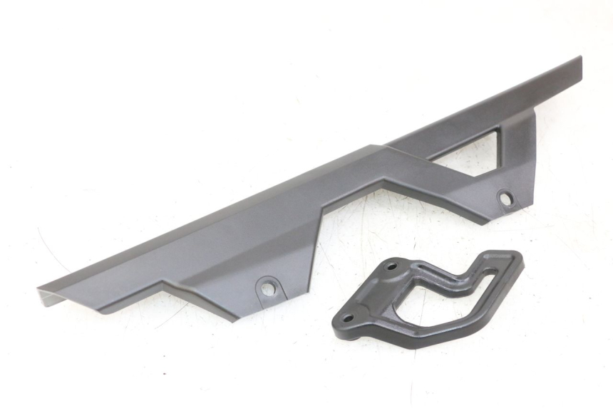 photo de CUBRECADENA ROYAL ENFIELD SCRAM 411 (2022 - 2024)