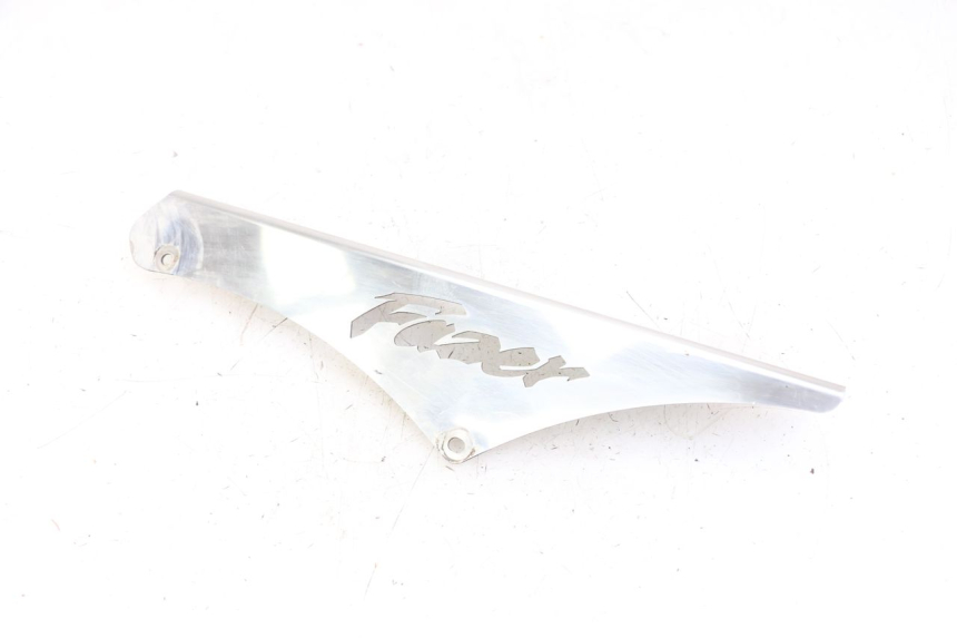photo de CUBIERTA DE CADENA YAMAHA FZS FAZER 600 (2001 - 2003)