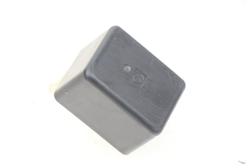 photo de CENTRALITA DE INTERMITENTES SUZUKI BURGMAN 125 (2007 - 2014)