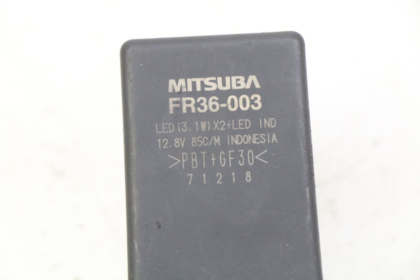 photo de CENTRALITA DE INTERMITENTES HONDA CB R 1000 (2018 - 2023)