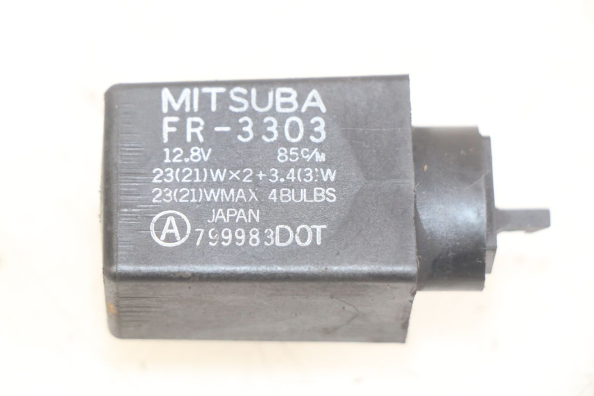 photo de CENTRALITA DE INTERMITENTES HONDA CBR F SC25 1000 (1989 - 1992)