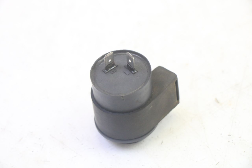 photo de CENTRALITA DE INTERMITENTES SYM FIDDLE 3 III 125 (2014 - 2020) - Zoom estado de uso