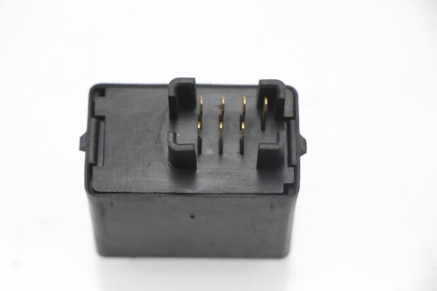 photo de RELE INTERMITENTES SUZUKI GSF N BANDIT 600 (2000 - 2004) - Zoom estado de uso