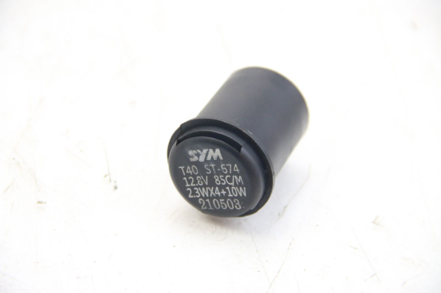 photo de RELÉ INTERMITENTE SYM JET 14 4T 50 (2018 - 2022)