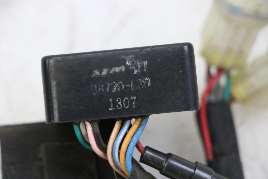 photo de RELE INTERMITENTES SYM JOYMAX 125 (2010 - 2017)