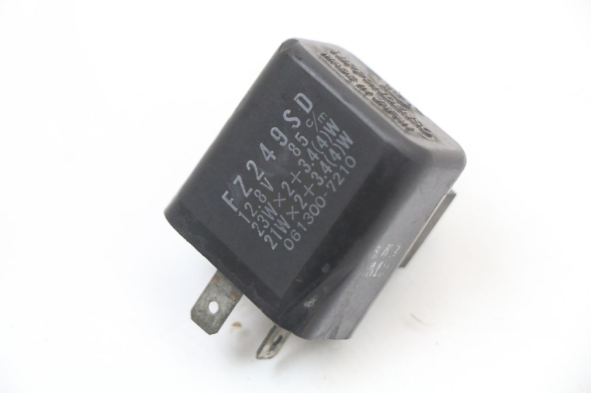 photo de RELE INTERMITENTES KAWASAKI KDX 125 (1990 - 1991)