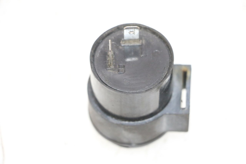 photo de RELE INTERMITENTE PEUGEOT KISBEE 2T 50 (2010 - 2017) - Detalle de la pieza