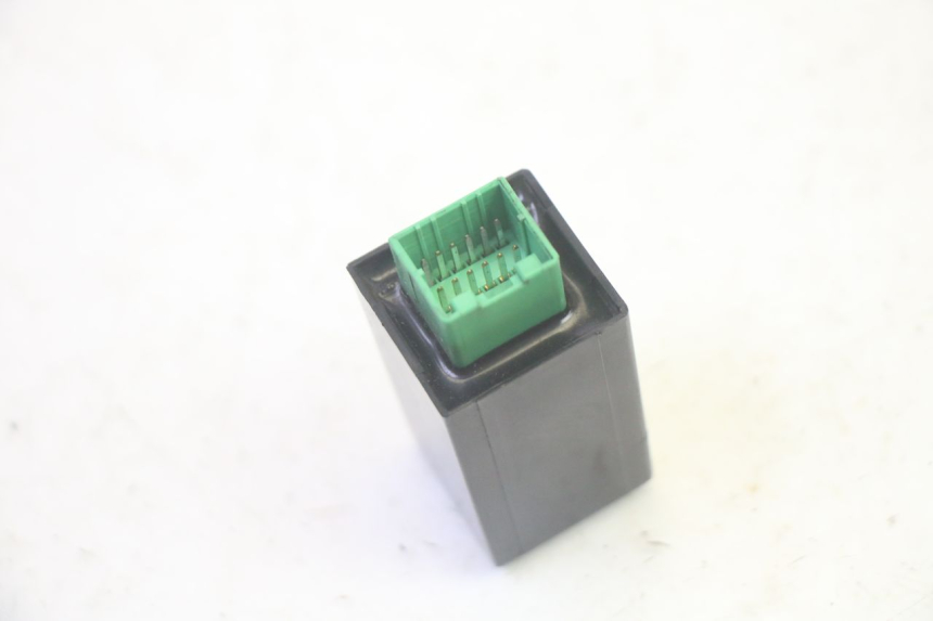 photo de CENTRALITA DE INTERMITENTES PIAGGIO MP3 LT 400 (2007 - 2012) - Otra perspectiva