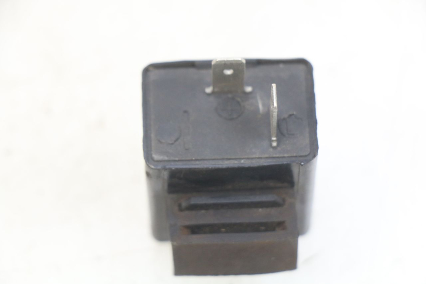 photo de RELE INTERMITENTE PIAGGIO VESPA PRIMAVERA 2T 50 (2013 - 2018)