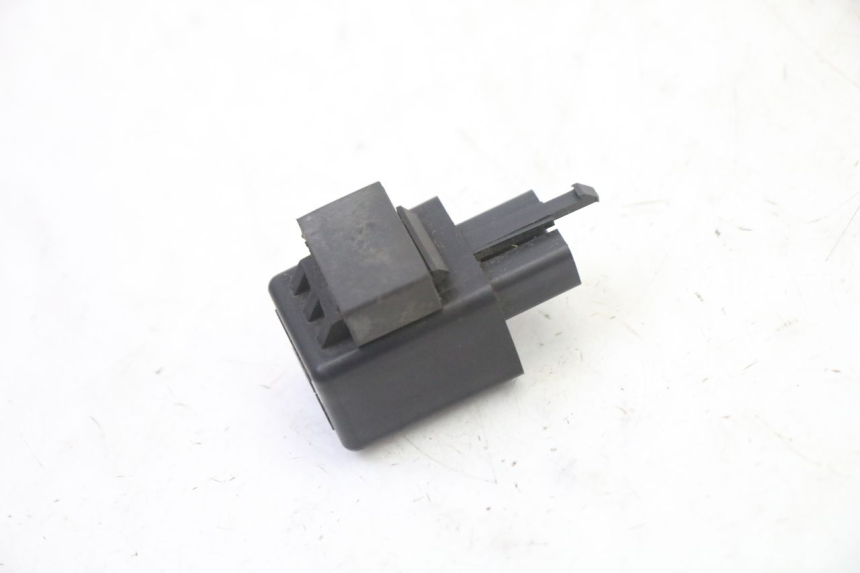 photo de RELE INTERMITENTES HONDA ST PAN EUROPEAN 1300 (2002 - 2013)