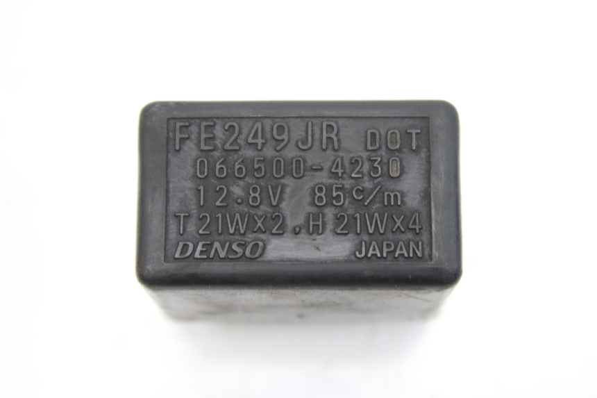 photo de RELE INTERMITENTE SUZUKI AN BURGMAN 400 (2006 - 2010)