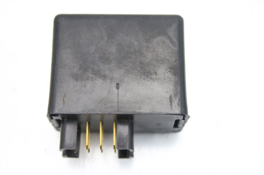 photo de RELE INTERMITENTE SUZUKI AN BURGMAN 400 (2006 - 2010)