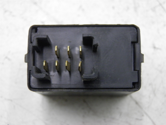 photo de RELE INTERMITENTES SUZUKI BURGMAN EXECUTIVE 650 (2008 - 2010)