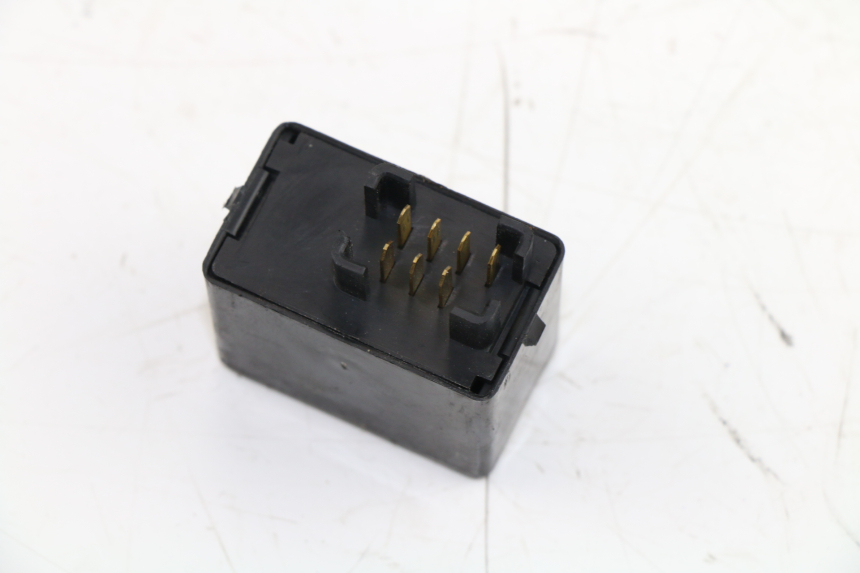 photo de RELE INTERMITENTES SUZUKI GSX R 750 (1996 - 2000) - Zoom estado de uso