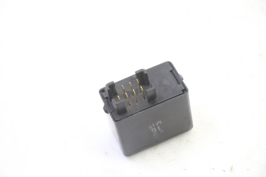 photo de RELE INTERMITENTES SUZUKI SV S 650 (2003 - 2009)