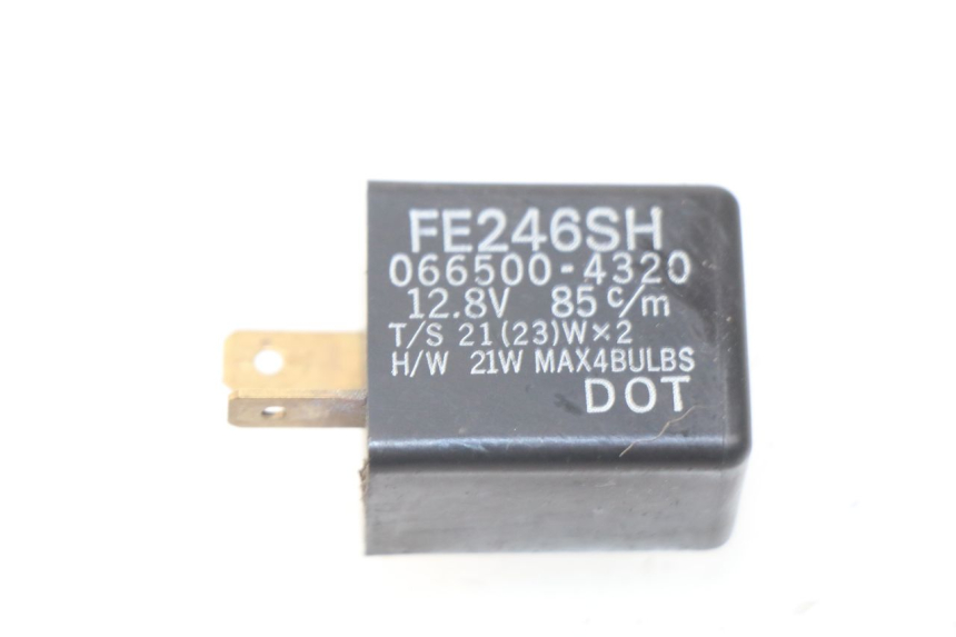 photo de RELE INTERMITENTES SUZUKI UC EPICURO 125 (1999 - 2003)