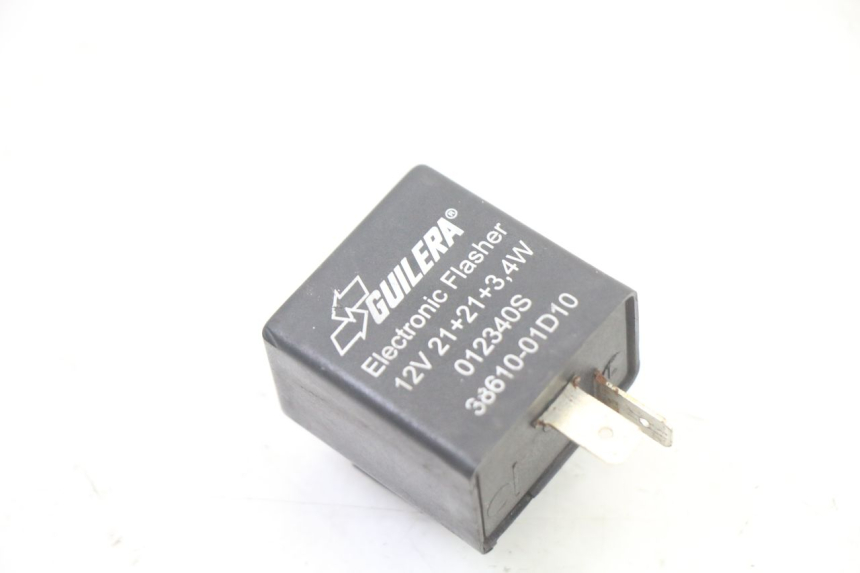 photo de CENTRALITA DE INTERMITENTES SUZUKI UH BURGMAN 125 (2002 - 2006)