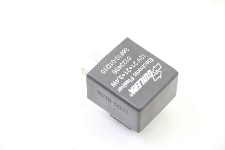 photo de CENTRALITA DE INTERMITENTES SUZUKI UH BURGMAN 125 (2002 - 2006)