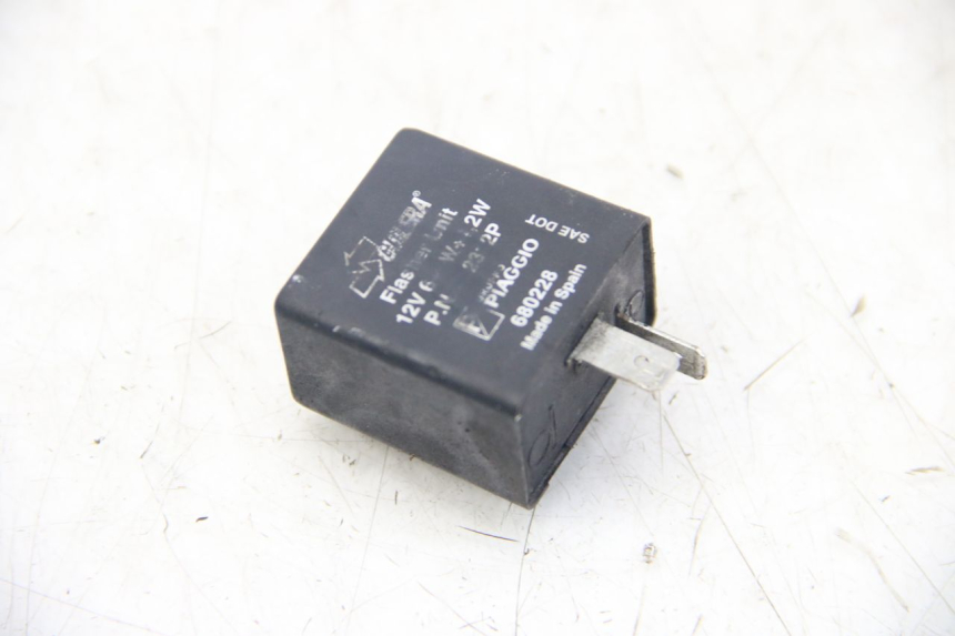 photo de RELE INTERMITENTE PIAGGIO VESPA SPRINT 2T 50 (2014 - 2018)