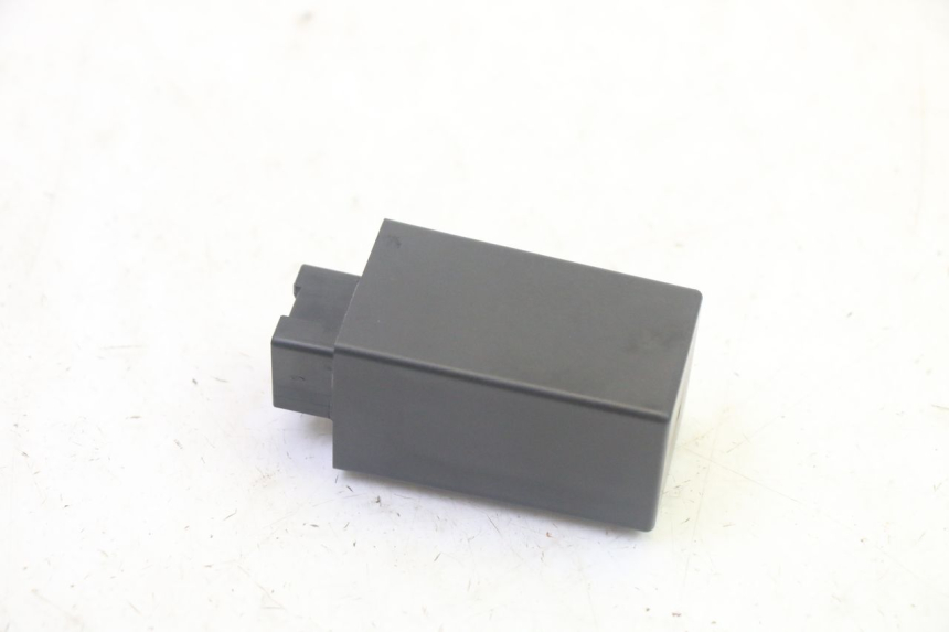 photo de RELE INTERMITENTE PIAGGIO XEVO - X EVO 125 (2007 - 2016) - Otra perspectiva