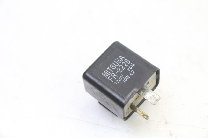 photo de RELE INTERMITENTES HONDA XLV VARADERO 125 (2000 - 2006)