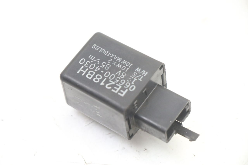photo de RELE INTERMITENTES YAMAHA FZ6 FAZER S2 600 (2007 - 2011)