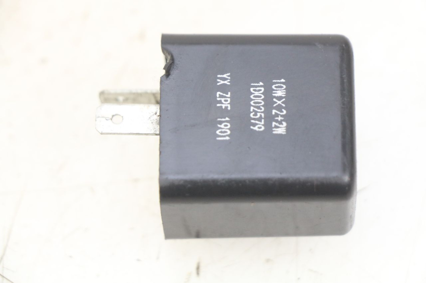 photo de RELE INTERMITENTE PIAGGIO ZIP 4T 50 (2018 - 2020)
