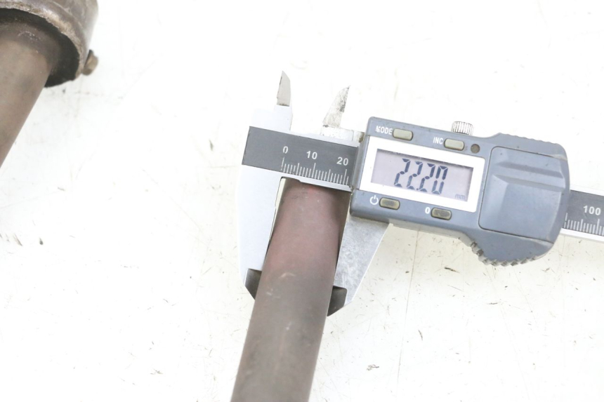 photo de INSERTO ESCAPE PIAGGIO MP3 500 (2014 - 2017) - Zoom estado de uso