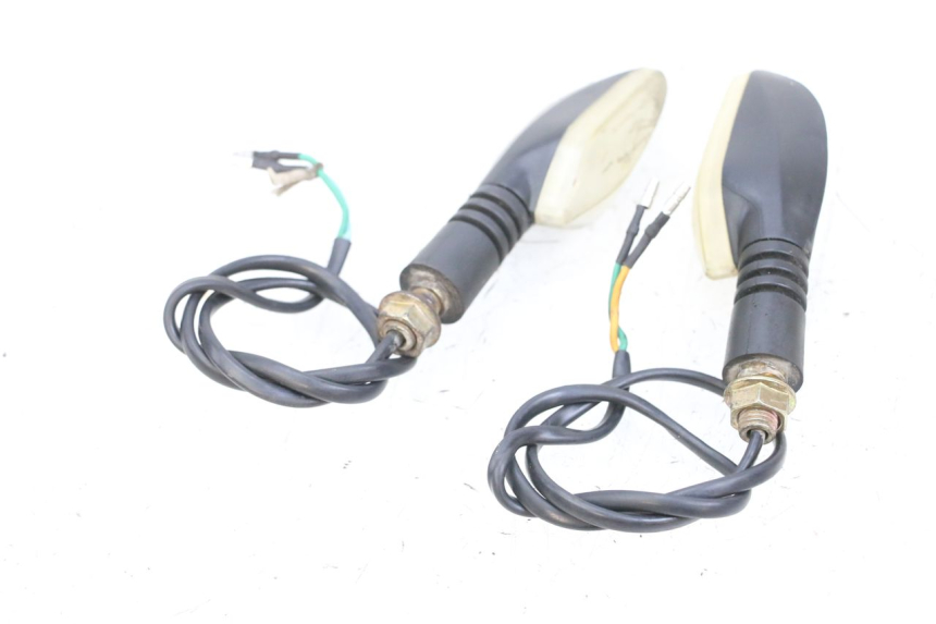 photo de TRASERO INTERMITENTE MAG POWER BOMBERS 4T 50 (2016 - 2026) - Otra perspectiva