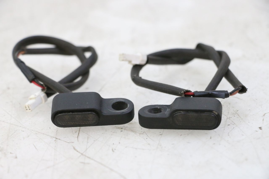 photo de TRASERO INTERMITENTE DERBI SENDA SM DRD X-TREME 50 (2011 - 2017)