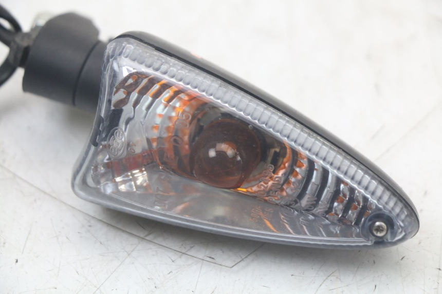 photo de INTERMITENTE TRASERO DERECHO YAMAHA AEROX 2T 50 (2013 - 2017)