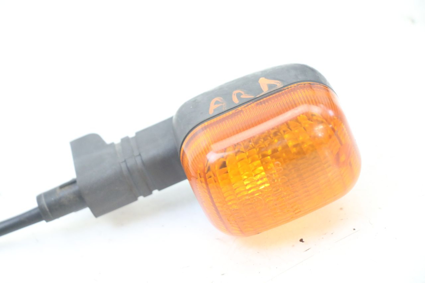 photo de INTERMITENTE TRASERO DERECHO YAMAHA BW'S BWS 125 (2010 - 2013)